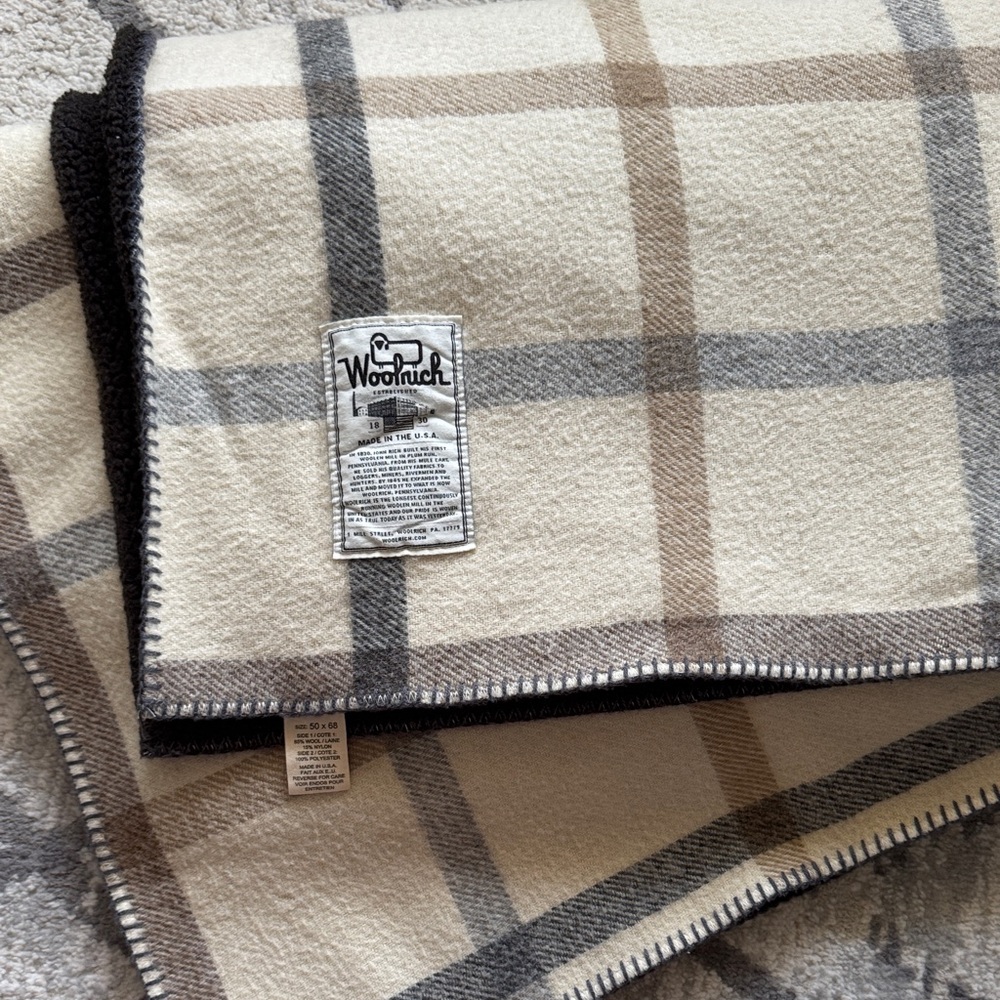 Woolrich Checkered Fleece Throw